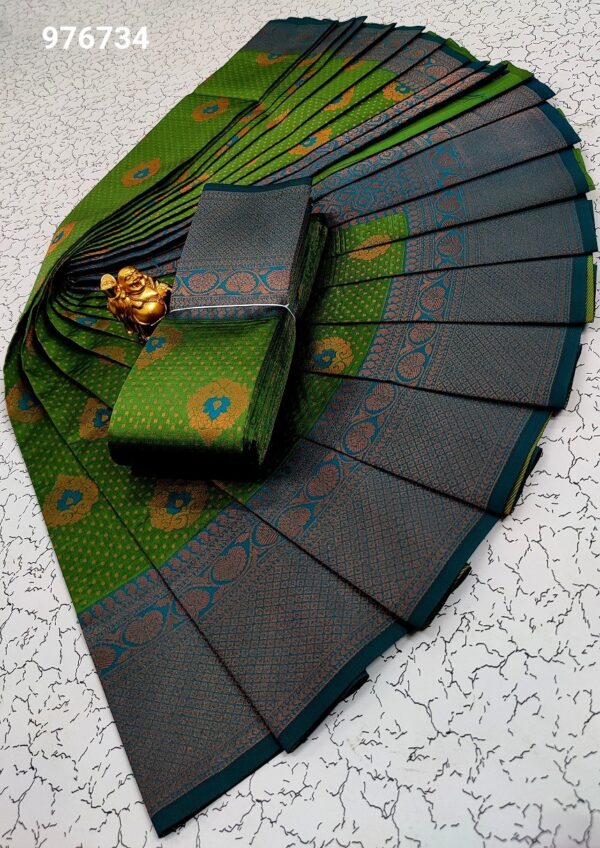 Light weight silk saree