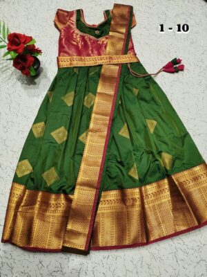Pavadai set